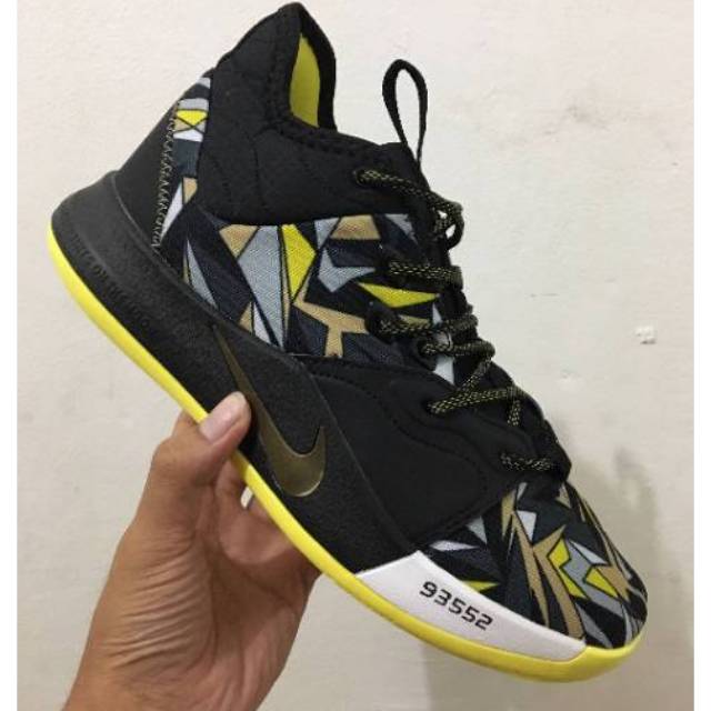 Sepatu basket nike pg 3 mamba mentality