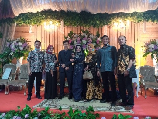 Batik Couple Katun Pria Wanita Gamis Ld 104 - 110 Terbaru 002