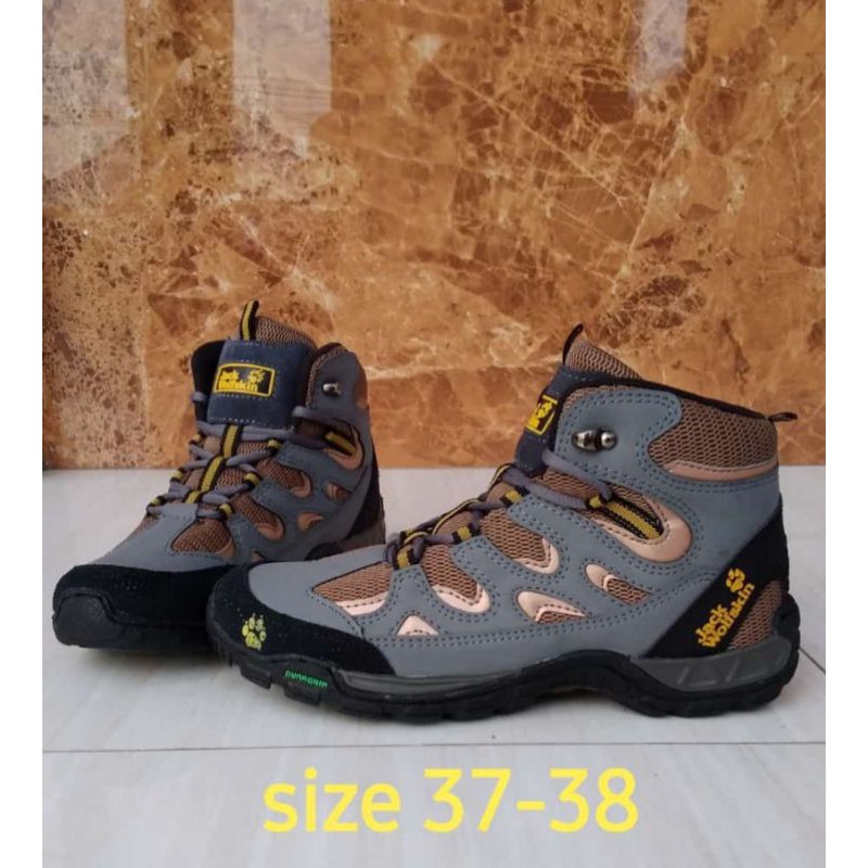 HARGA GROSIR SEPATU GUNUNG waterproof WANITA