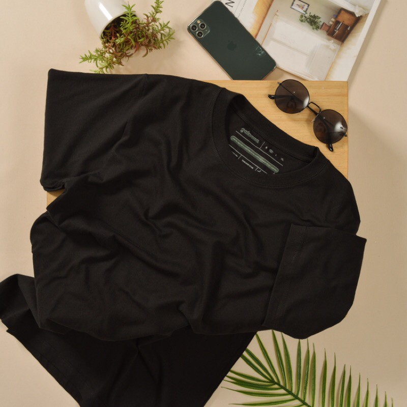 Gataana T-Shirt Slimfit & Oversize - Jet black