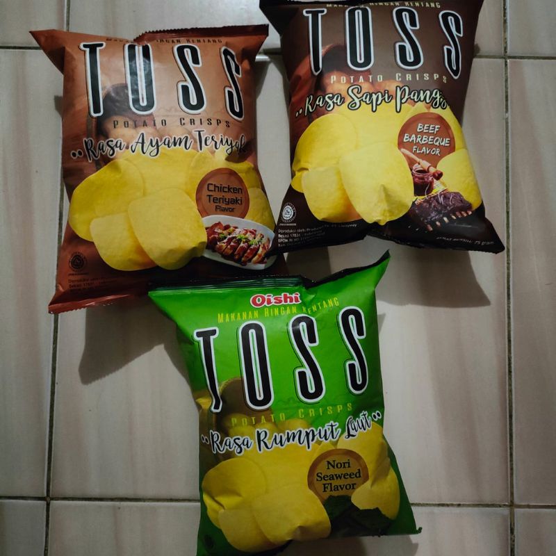 

oishi toss potato crisps sapi panggang 75gr