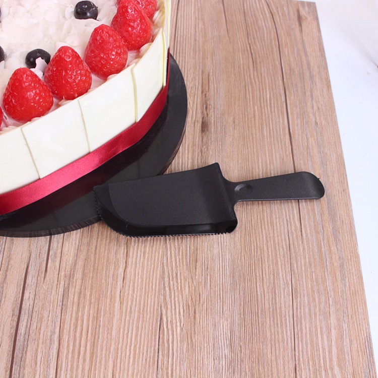 1pc High Quality Plastic Pastry Shovel Disposable Cake Knife / Pie pizza cheese pastry Western Cooking Tools Server Divider Knives