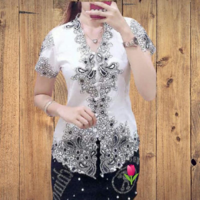 Atasan Kebaya Encim Modern Katun Silky Kombinasi Brukat Bordir