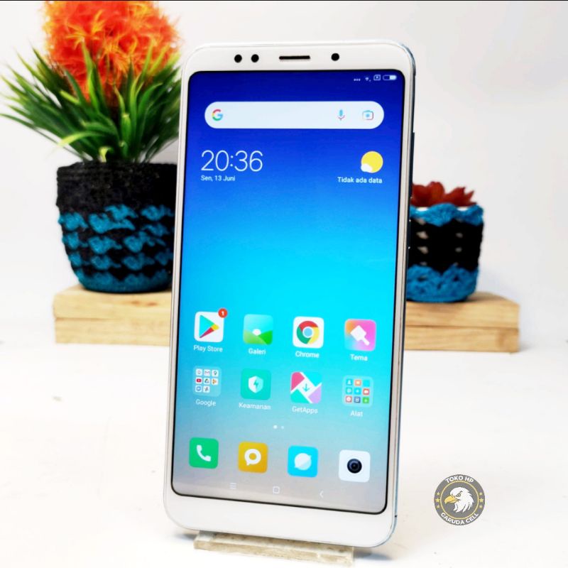 XIAOMI REDMI 5 PLUS 3/32 HP ANDROD SEKEN MURAH BERKUALITAS