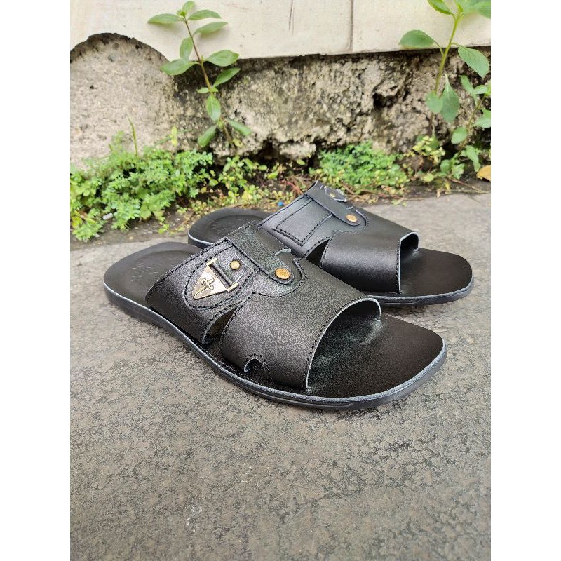 sendal kulit asli,sendal Cibaduyut,sendal kulit terbaru,sendalkulit Cibaduyut,sendal pria kulit asli