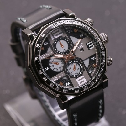 Jam Tangan Pria GC SPORTY Kulit Tebal