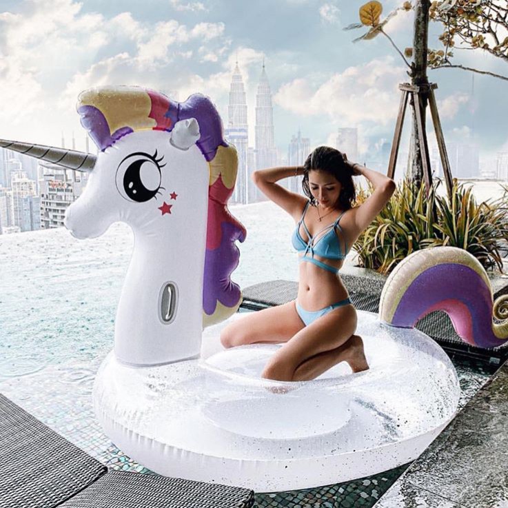 WE FLOAT BALI Glitter Pony Unicorn Pengasus Pelampung Ban Renang Unicorn Pool Floaties