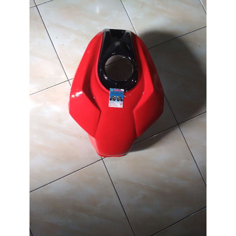 Cover tengki kondom tangki All New CBR150R 2016 sampe 2020 merah list putih