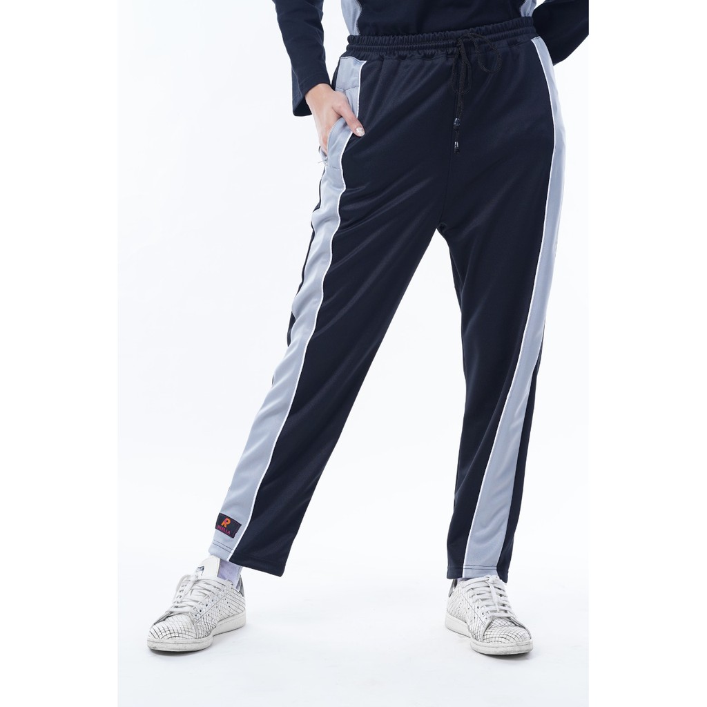 ROCELLA KAOS MAEVA, CELANA HELENA, HIJAB BERGO SONIA, KAOS OLAHRAGA WANITA, BAJU OLAHRAGA WANITA CWK, SERAGAM OLARAGA WANITA, PAKAIAN OLAH RAGA WANITA, SETELAN OLAHRAGA SENAM, SETELAN OLAHRGA JOGGING, SETELAN OLAHRAGA GYM, SETELAN OLAHRAGA SEPEDAAN-CELANA BLACK