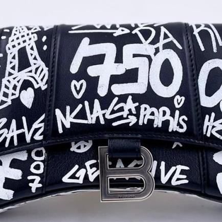 BALENCIAGA SMALL HOURGLASS GRAFFITI BELT BAG BLACK/WHITE