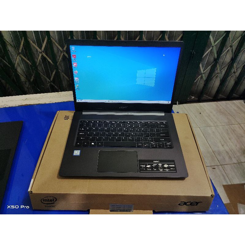 Laptop bekas  Acer Aspire 5 514-52K-35TY