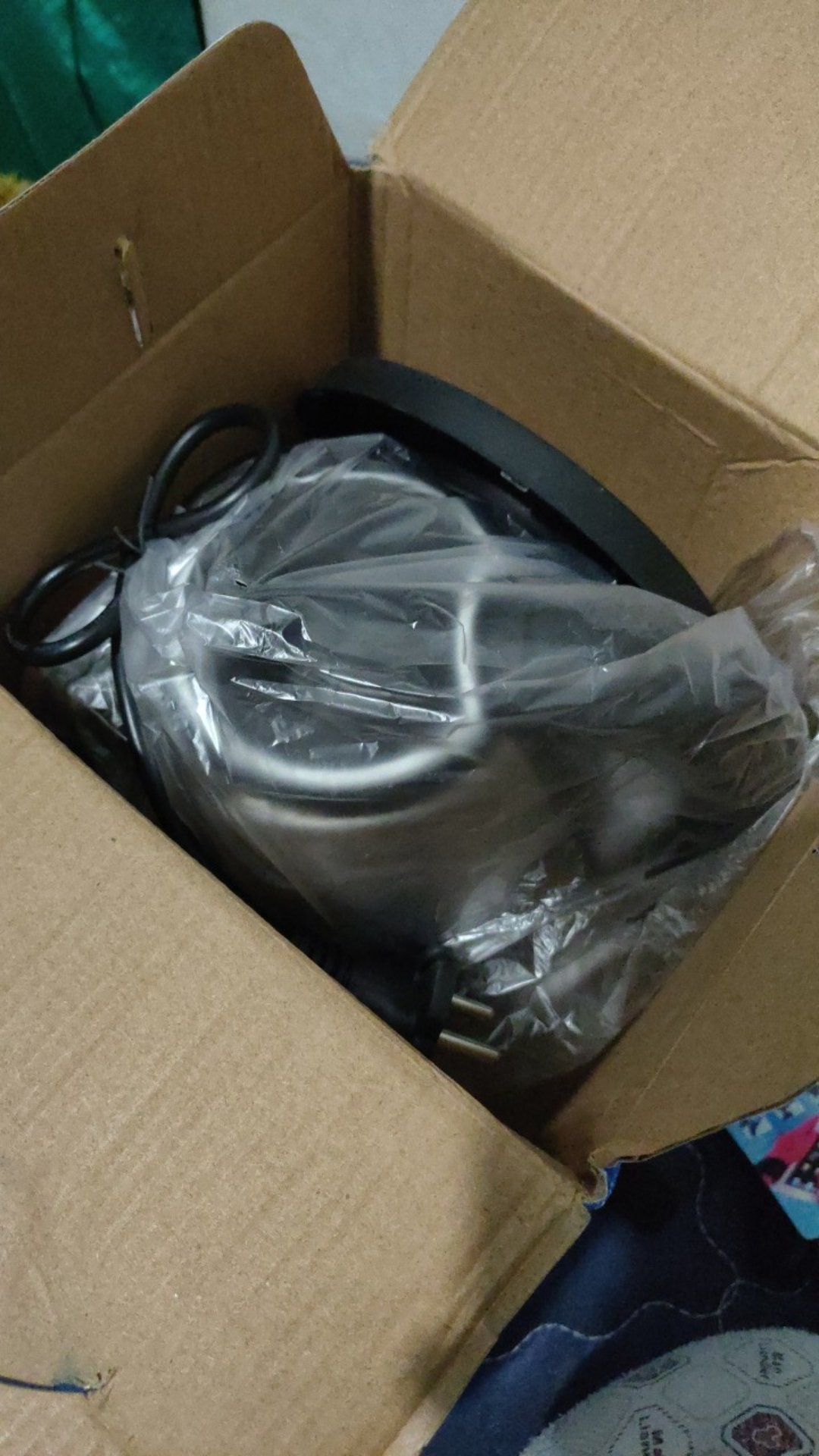 Teko Listrik Pemanas Air Kettle Listrik