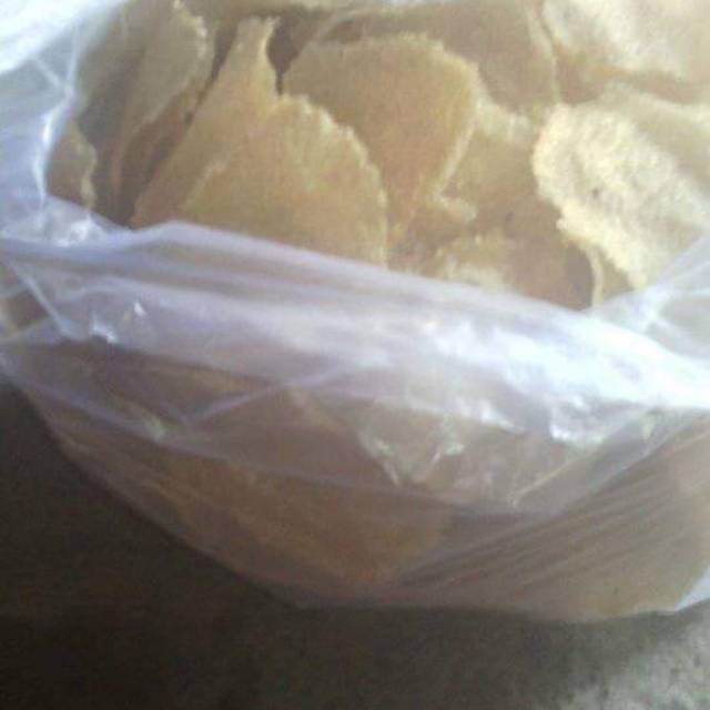 

Kerupuk beras/ karak