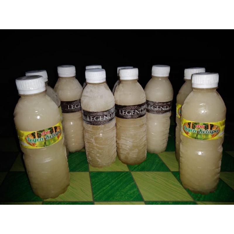 

Legen asli nira pohon kelapa
