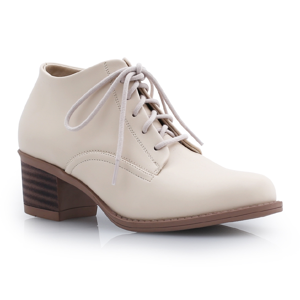 KHK by Khakikakiku Beverly Cream Boots