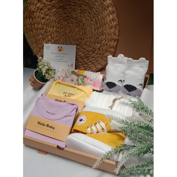 Baby Hampers 3/ Kado Lahiran/ Kado Bayi-H3-Kuning Lilac
