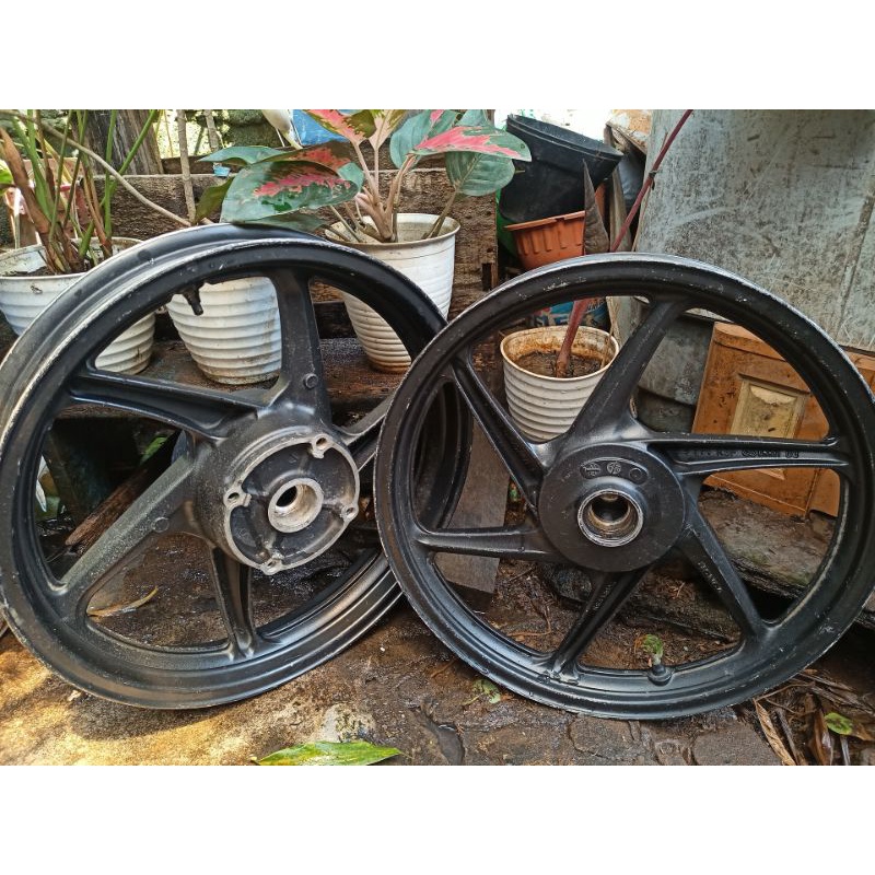 Velg cb 150 cb150r old lama New mega pro megapro pelek racing palang original ori copotan standar ke