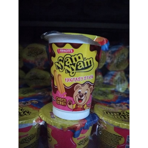 

Nyam-nyam biskuit stick 25gr