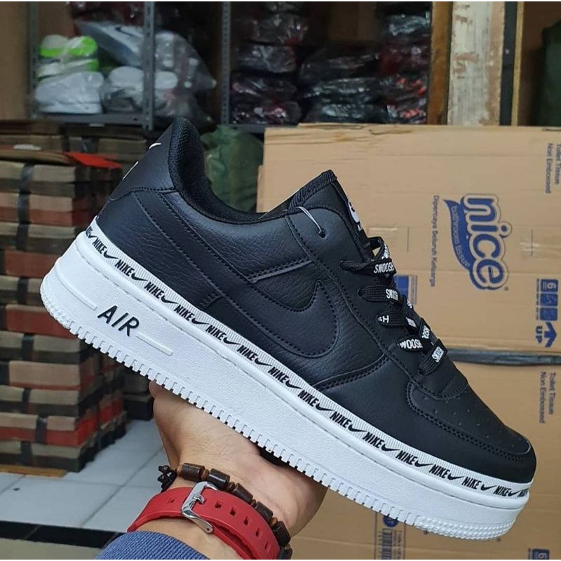 NIKE AIR FORCHE ONE SWOOS &quot; Sepatu Sneakers Pria Model Korea Terbaru Import Premium Quality