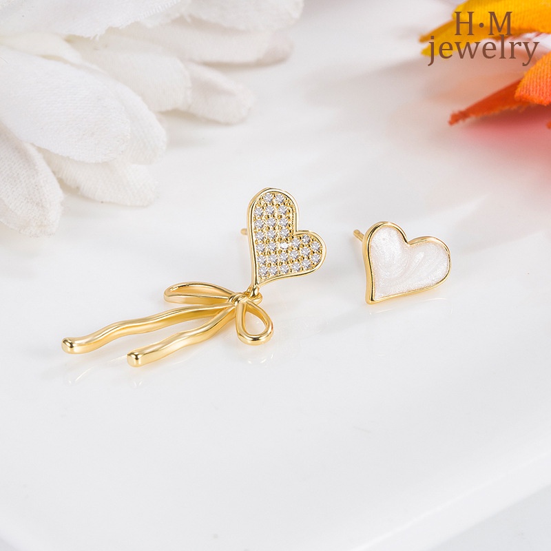 Anting Bentuk Hati Asimetris Warna Putih Gaya Perancis Untuk Wanita