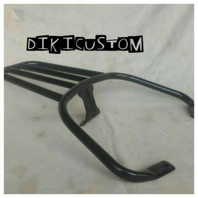 Breket box vespa lx