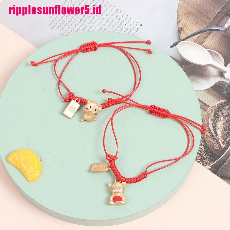 # Kaos T-Shirt Wanita Lengan Pendek Motif Print #2022 Gelang Tangan Tali Merah Aksen Kepala Harimau Handmade Ala Cina Untuk Wanita