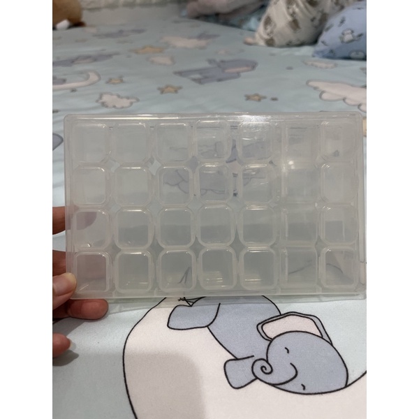 Preloved Kotak Organizer Serbaguna untuk Perhiasan/ Obat/ Benda Kecil/ Kancing Jahit