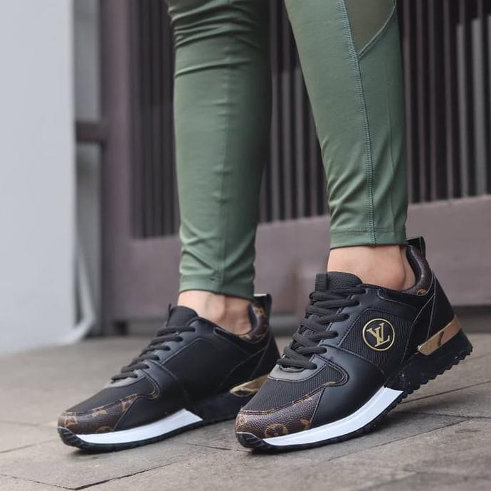 Barang Berkualitas Sepatu Louis Vuitton woman ( sepatu louis vuitton / hadiah ultah ) MURAH