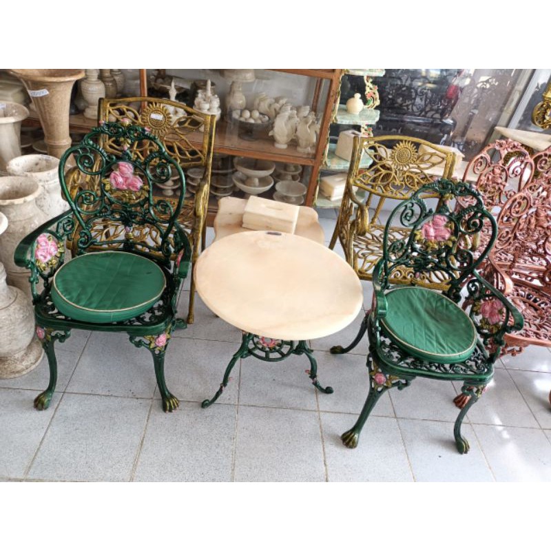 Meja taman besi dan kursi variasi batu onix Tulungagung Termurah