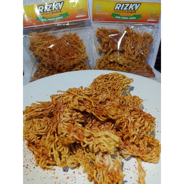 

Mie goreng / Mie Kremes / Mie Kriting / Mie Kriuk / Mie Pedas