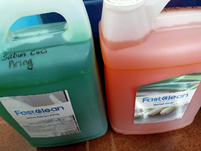 Fast Clean Karbol Sereh Cair 5 Liter