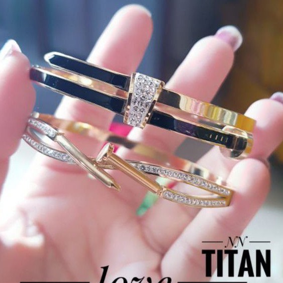 Titanium Perhiasan Gelang cantik 223g
