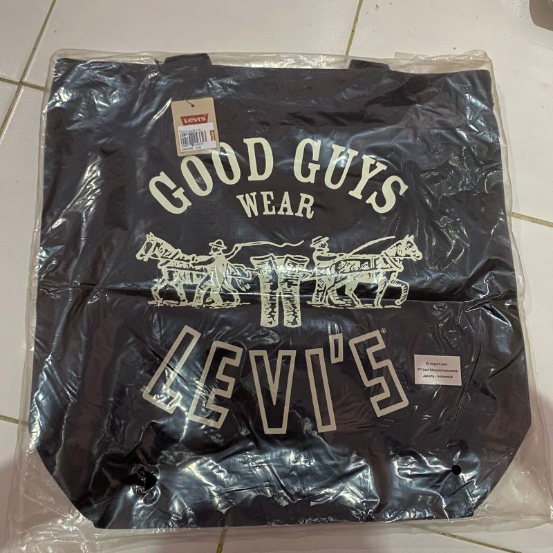 

Goodie Bag Levis