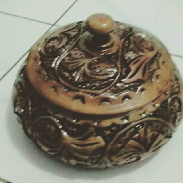 Toples lebaran . Toples kayu jati . Toples unik . Toples permen