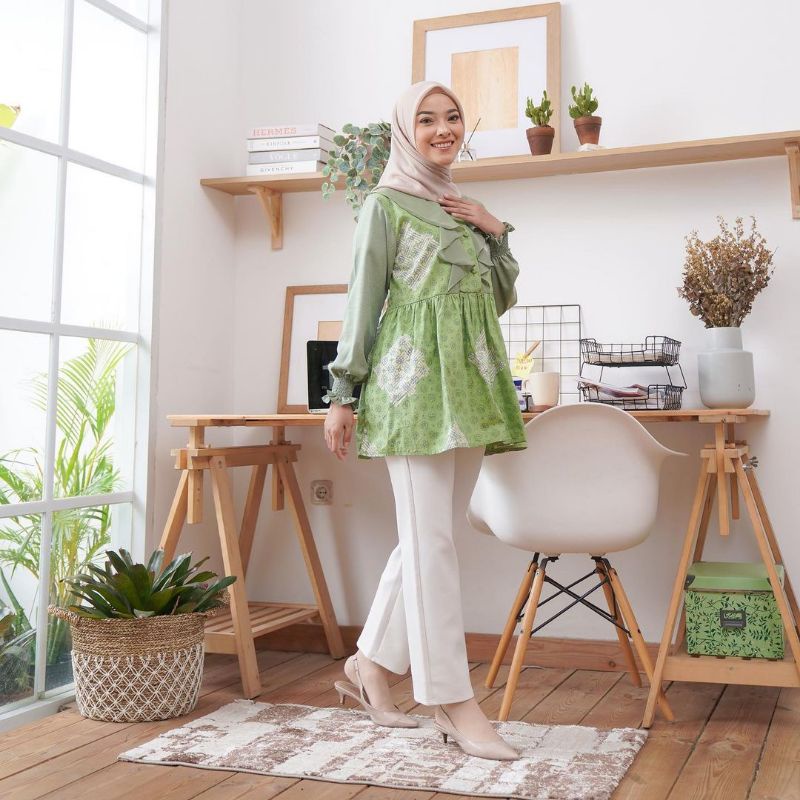 SHASA BLOUSE Batik Kantor Modern Batik Wanita