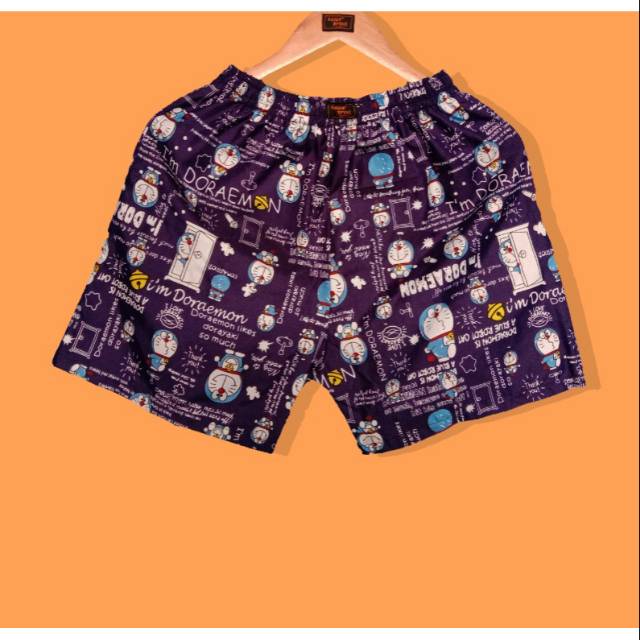 Celana boxer motif doraemon