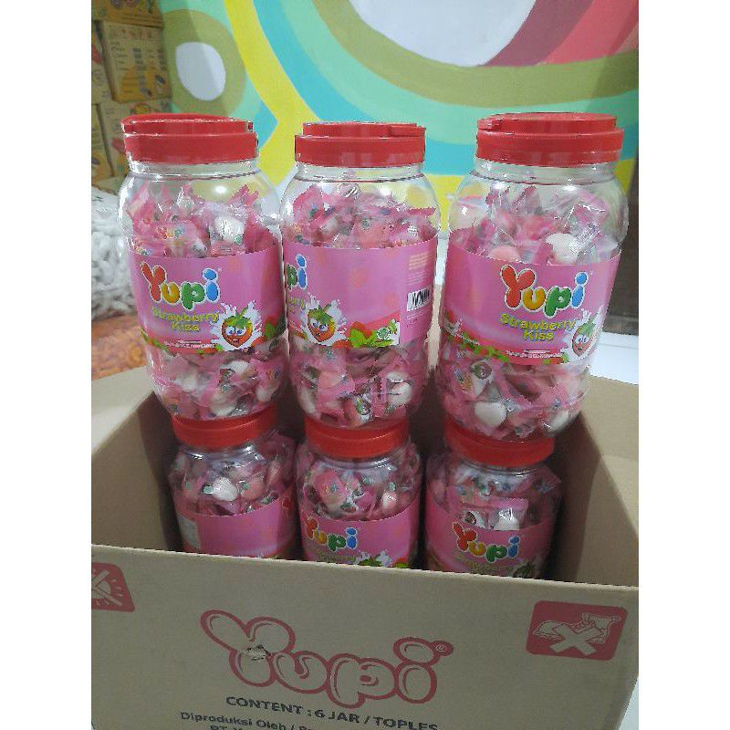 

YUPI TOPLES PERMEN CANDY CAMILAN CEMILAN MAKANAN MANIS MURAH