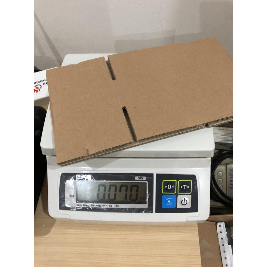 

Kardus / Box / Karton Packing 20X10X6 Cm Tokocamelya