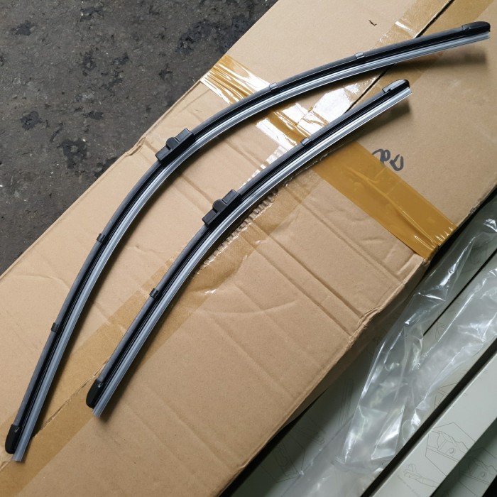 Focus Ford 2005 2012 wiper blade depan