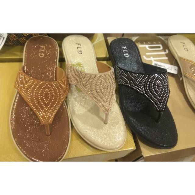 Sandal tali wanita fladeo