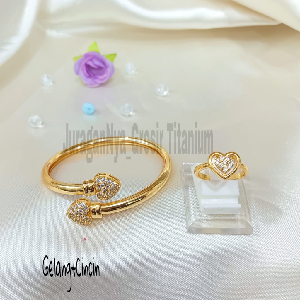 SET DEWASA Titanium KRISTAL HATI SUPER perhiasan fashion Korea anti karat&amp;anti luntur