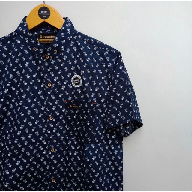 Kemeja insight