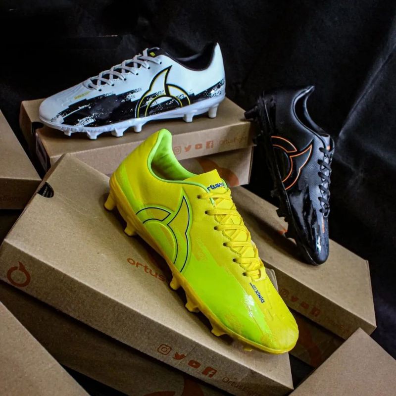 SEPATU FUTSAL OCTANE FG BLACK/ORTRANGE AND WHITE 100% ORIGINAL