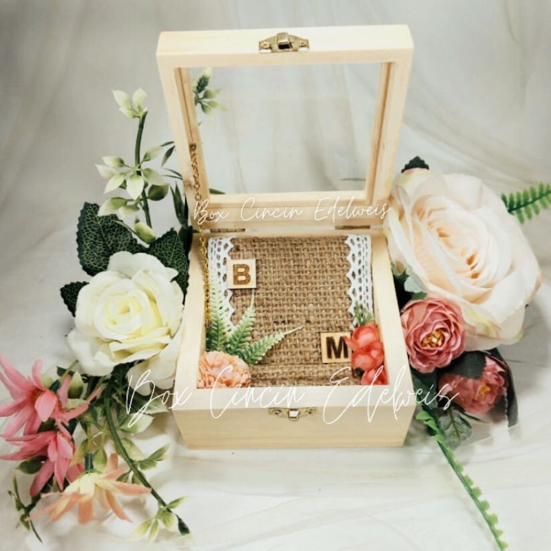 WOOD BOX/ RING BOX/ KOTAK CINCIN