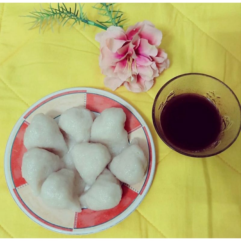 

Pempek telur kecil (pempek asli Palembang)