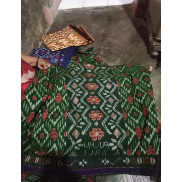 Sarung Pulau Bali