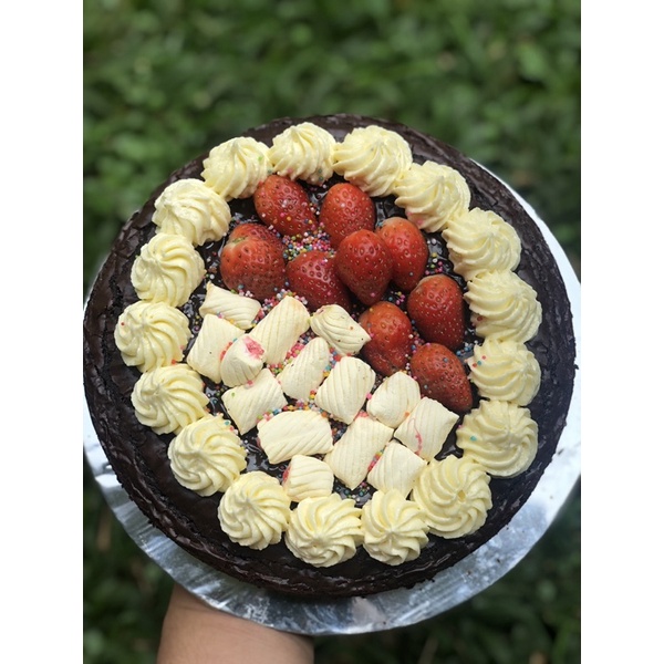 

Birthday cake (kue ulang tahun) fudgy brownies
