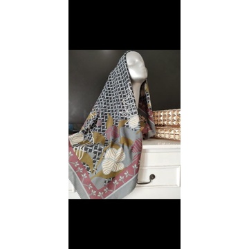 VOAL MOTIF HIJAB SEGIEMPAT TERBARU MM COLLECTION KOREA