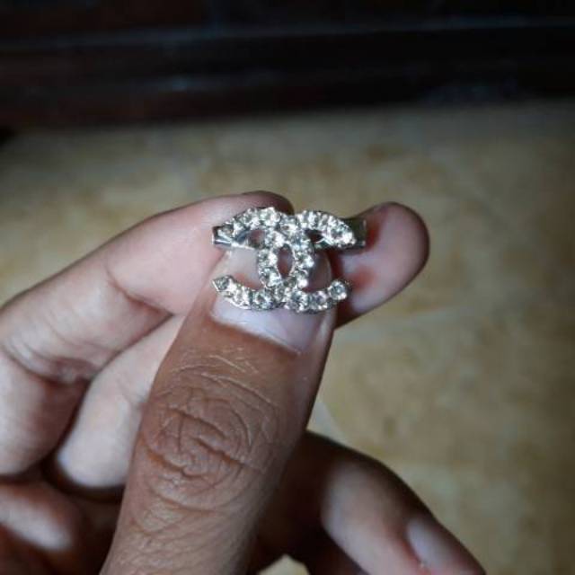 Bross Bros Dagu Kecil Chanel Peniti Aksesoris Jilbab Hijab Kerudung Murah