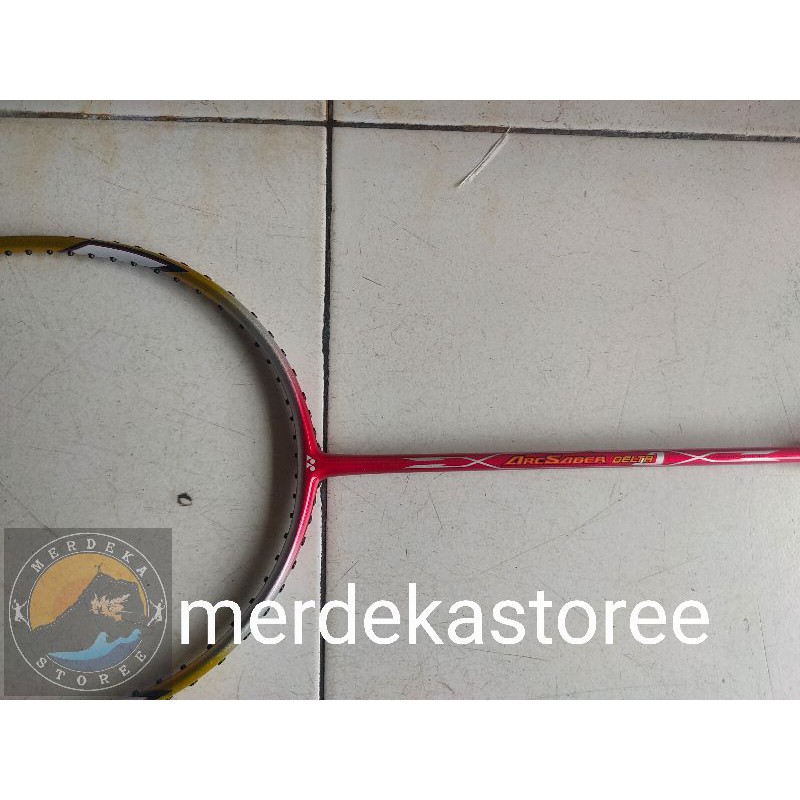RAKET BADMINTON YONEX ARCSABER DELTA